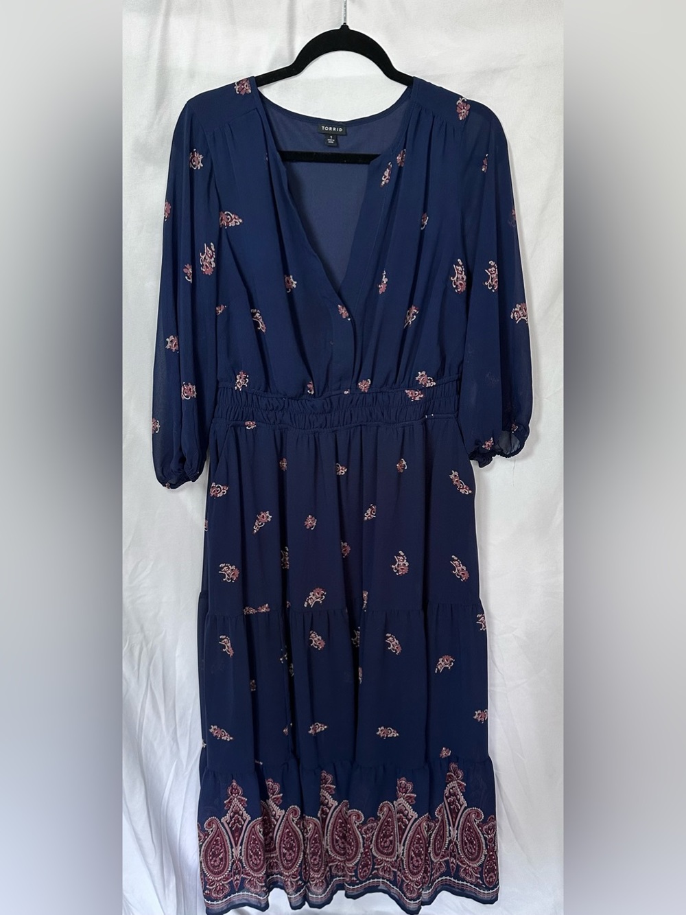 Torrid Navy Floral Y-Neck Maxi Dress with Pink Paisley Accents Size 1
